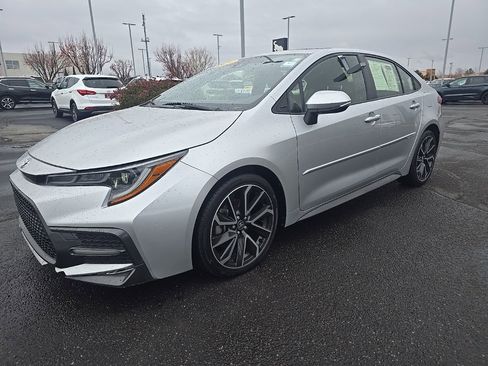 Used 2020 Toyota Corolla XSE image 7