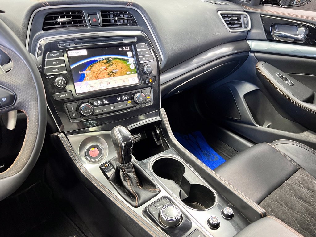 Used 2023 Nissan Maxima SR w/ Sport Mat Group FWD image 14