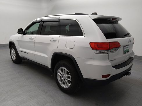 Used 2018 Jeep Grand Cherokee Laredo image 3