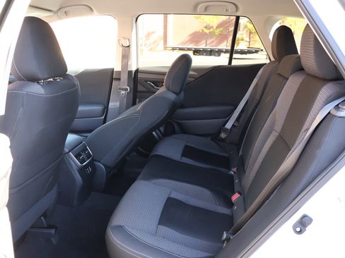 Used 2024 Subaru Outback Premium image 21