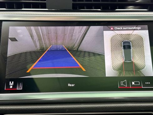 Certified 2025 Audi Q3 2.0T Premium Plus w/ Premium Plus Package image 14