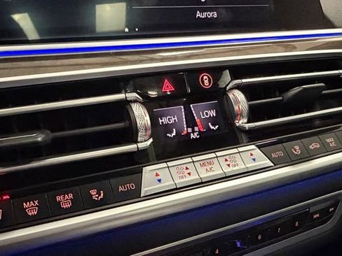 Used 2022 BMW X5 xDrive40i w/ Climate Comfort Package AWD/4WD image 21