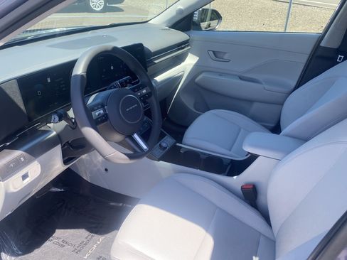 Certified 2025 Hyundai Kona SEL FWD image 10
