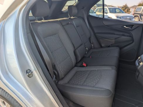 Used 2020 Chevrolet Equinox LT image 28