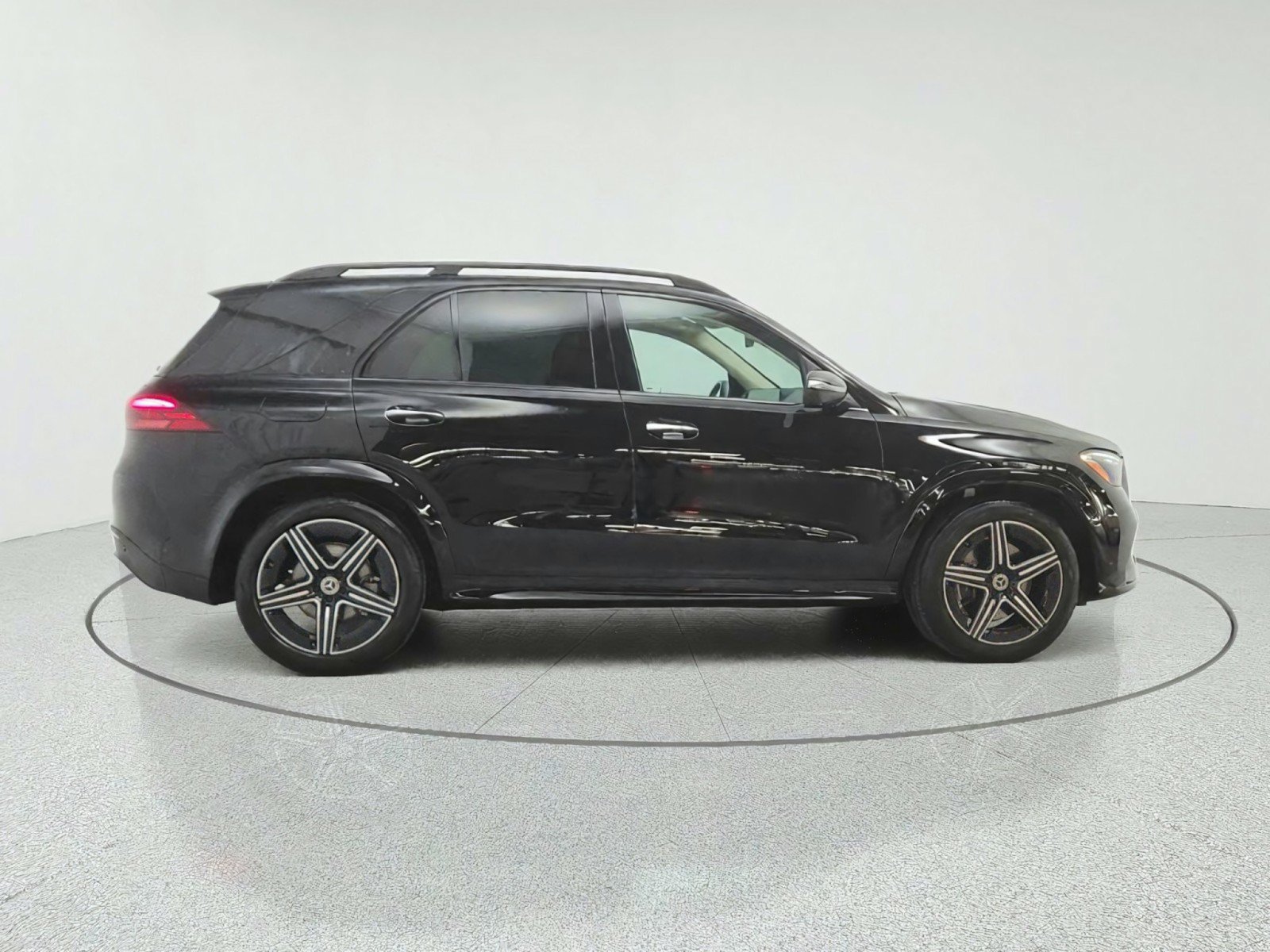 Certified 2024 Mercedes-Benz GLE 350 4MATIC image 4