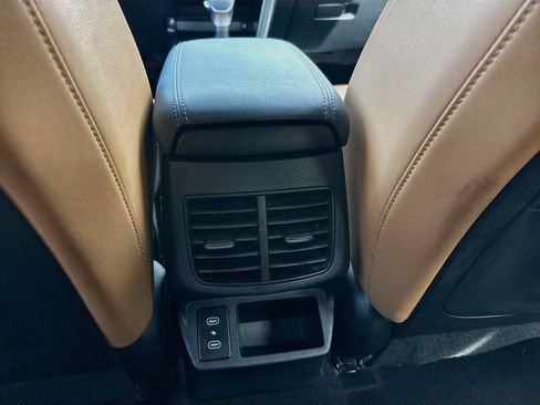 Used 2024 Kia Seltos EX FWD image 14