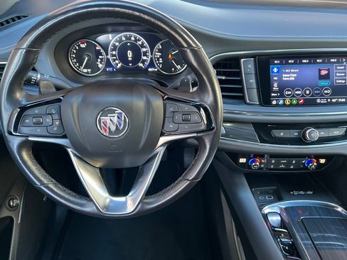 Used 2024 Buick Enclave Premium image 19