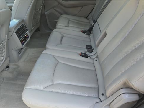 Used 2021 Audi Q7 3.0T Premium Plus AWD/4WD image 13