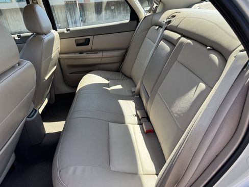 Used 2007 Ford Taurus SEL image 14