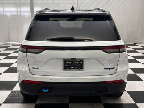 Used 2023 Jeep Grand Cherokee Trailhawk AWD/4WD image 6