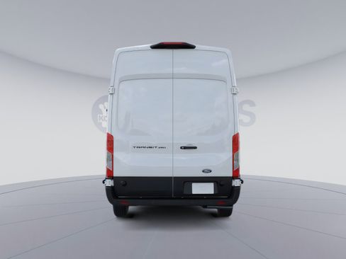 New 2026 Ford Transit 250 148 High Roof RWD image 7