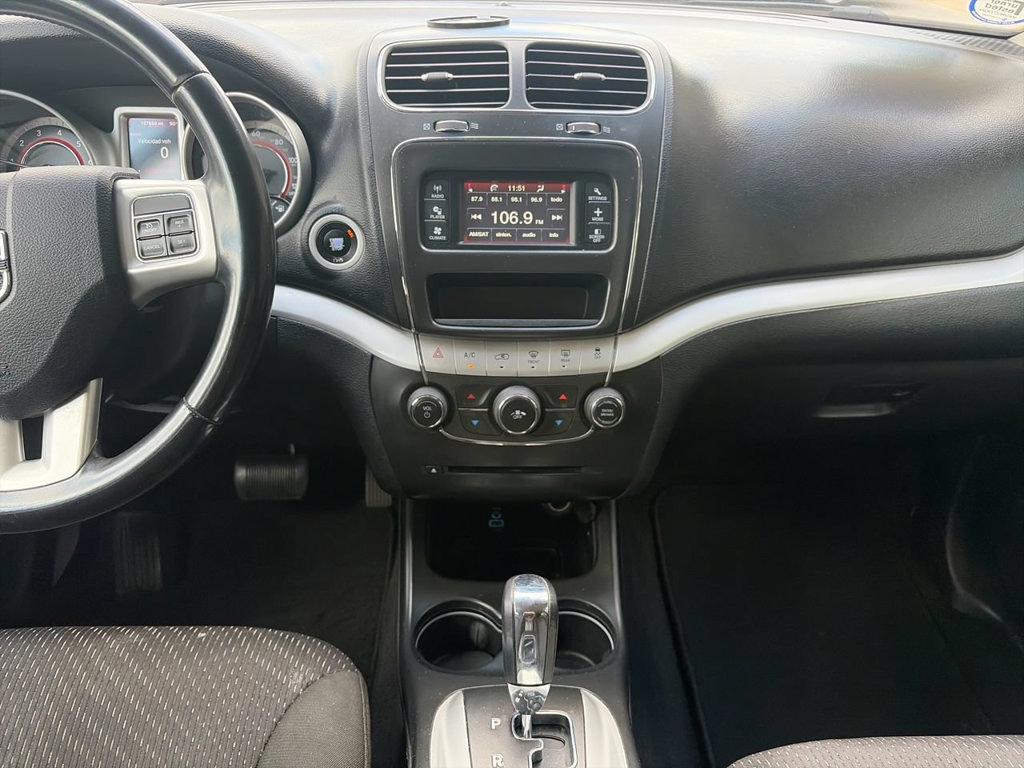 Used 2019 Dodge Journey SE w/ Connectivity Group FWD image 13