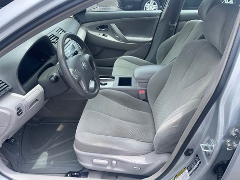 Used 2007 Toyota Camry LE FWD image 12