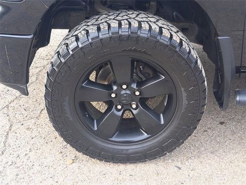 Used 2018 RAM 1500 Big Horn image 9