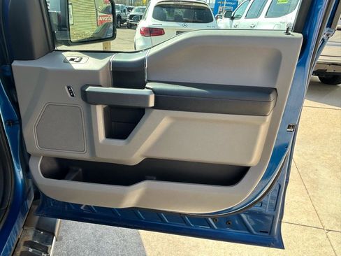Used 2018 Ford F150 XLT w/ Equipment Group 302A Luxury AWD/4WD image 16