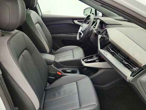 Used 2024 Audi Q4 e-tron Premium Plus w/ Premium Plus image 45