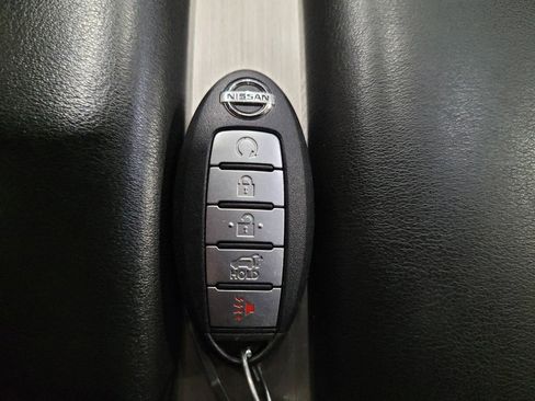 Used 2018 Nissan Murano SL w/ Moonroof Package AWD/4WD image 32