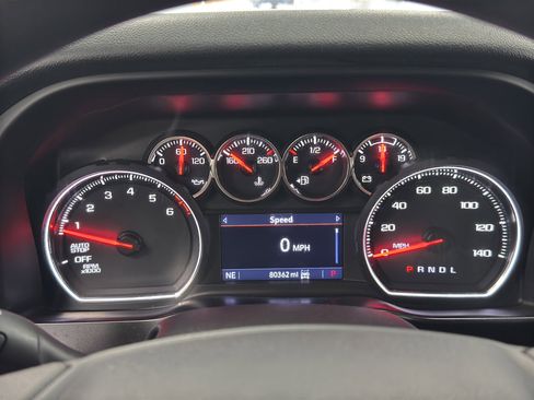 Used 2020 Chevrolet Silverado 1500 LT image 16