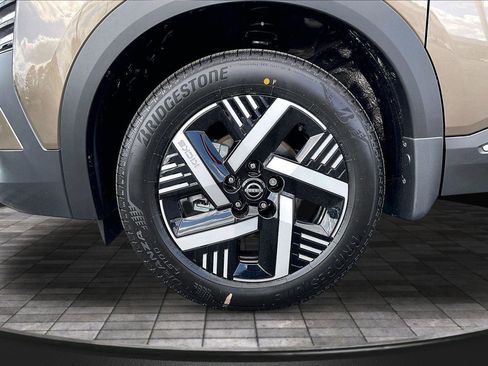 New 2026 Nissan Kicks SV FWD image 12