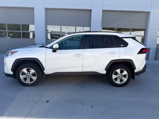 Used 2021 Toyota RAV4 XLE AWD/4WD image 6