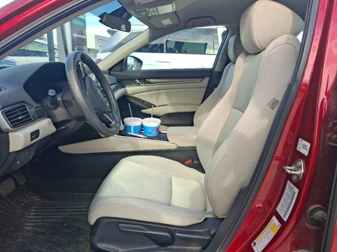 Used 2020 Honda Accord LX image 3