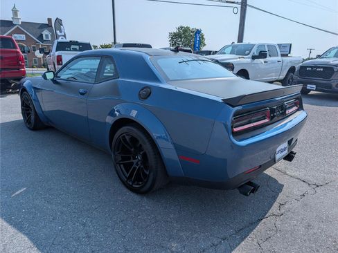 Used 2022 Dodge Challenger R/T Scat Pack RWD image 3