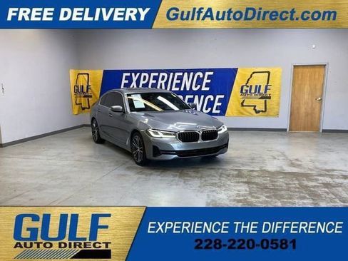 Used 2023 BMW 530e w/ Premium Package image 1