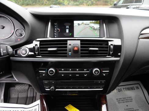 Used 2017 BMW X3 xDrive28i image 13