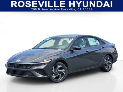 New 2025 Hyundai Elantra SEL