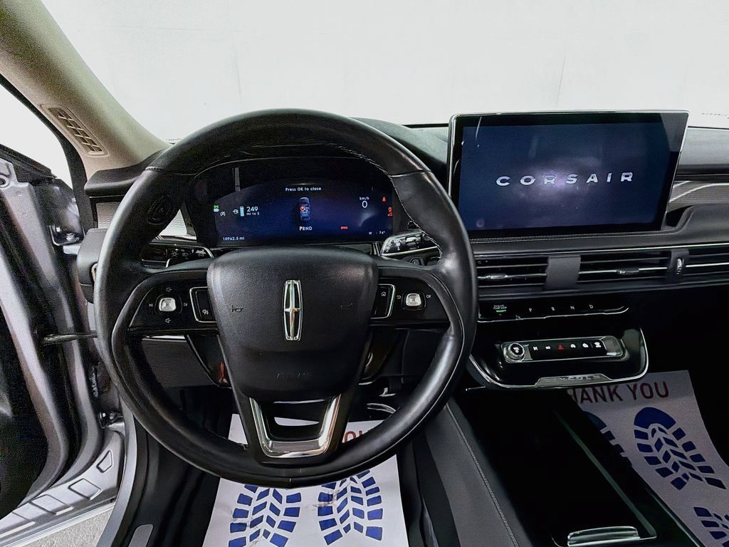 Used 2024 Lincoln Corsair Reserve w/ Equipment Group 201A AWD/4WD image 11