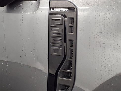 Certified 2024 Ford F250 Lariat w/ Lariat Ultimate Package image 30