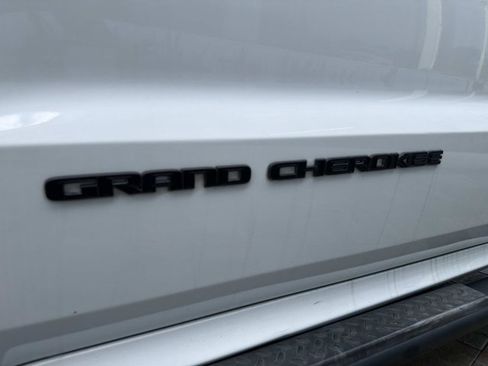 Used 2020 Jeep Grand Cherokee Limited X RWD image 8