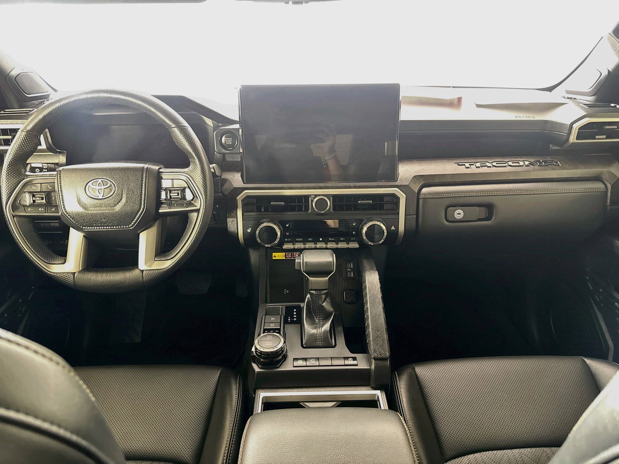 Certified 2024 Toyota Tacoma Limited w/ Limited Package (LT) AWD/4WD image 3