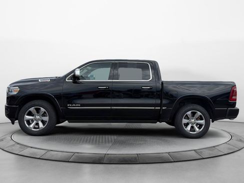 Used 2022 RAM 1500 Limited w/ Body Color Bumper Group AWD/4WD image 2