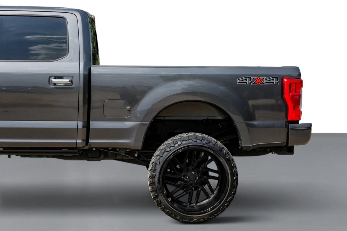 Used 2019 Ford F350 Lariat w/ Lariat Ultimate Package AWD/4WD image 11