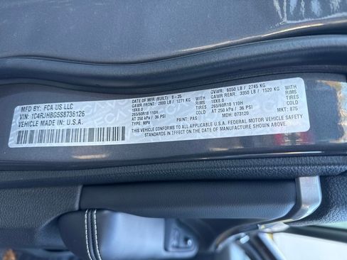 New 2025 Jeep Grand Cherokee L Laredo w/ Luxury Tech Group I image 25