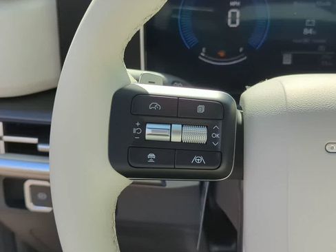 New 2026 Hyundai Santa Fe SE FWD image 24