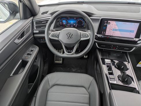 New 2026 Volkswagen Atlas Cross Sport SEL R-Line AWD/4WD image 17