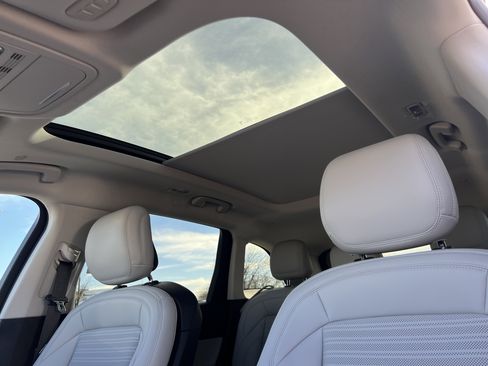 New 2026 Lincoln Nautilus Reserve w/ Jet Appearance Package image 30