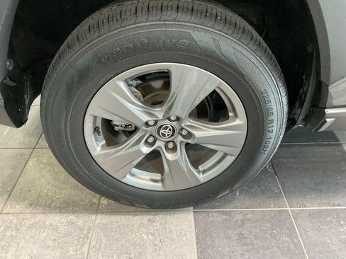 Certified 2023 Toyota RAV4 XLE AWD/4WD image 6
