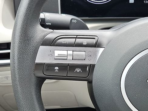 Certified 2025 Hyundai Tucson SEL FWD image 19