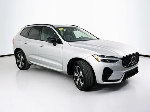 Used 2025 Volvo XC60 T8 Core w/ Protection Package Premier AWD/4WD image 2