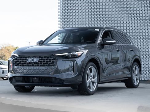 New 2025 Audi Q5 Prestige image 7