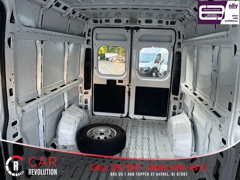 Used 2023 RAM ProMaster 2500 FWD image 13