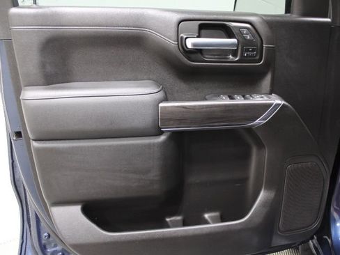 Used 2021 Chevrolet Silverado 1500 LTZ w/ Z71 Off-Road Package image 19