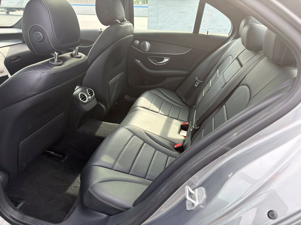 Used 2016 Mercedes-Benz C 300 4MATIC Sedan image 19