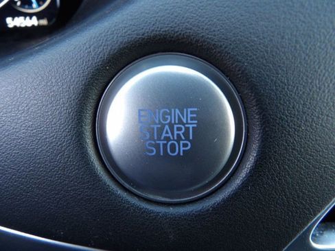 Used 2022 Hyundai Palisade Calligraphy w/ Winter Package image 24