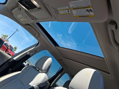 Used 2023 Subaru Forester Premium AWD/4WD image 15