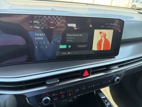 Used 2025 Kia Sorento S image 32