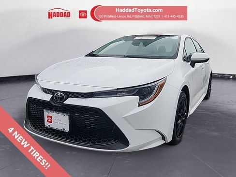 Certified 2021 Toyota Corolla LE image 1
